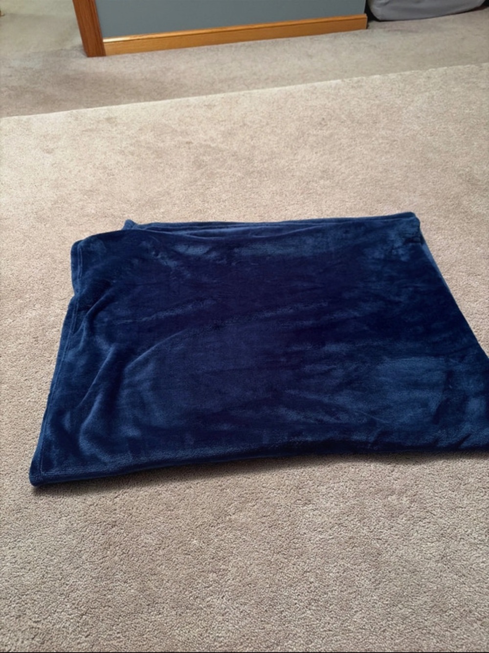 Deep Navy Plush Throw Blanket